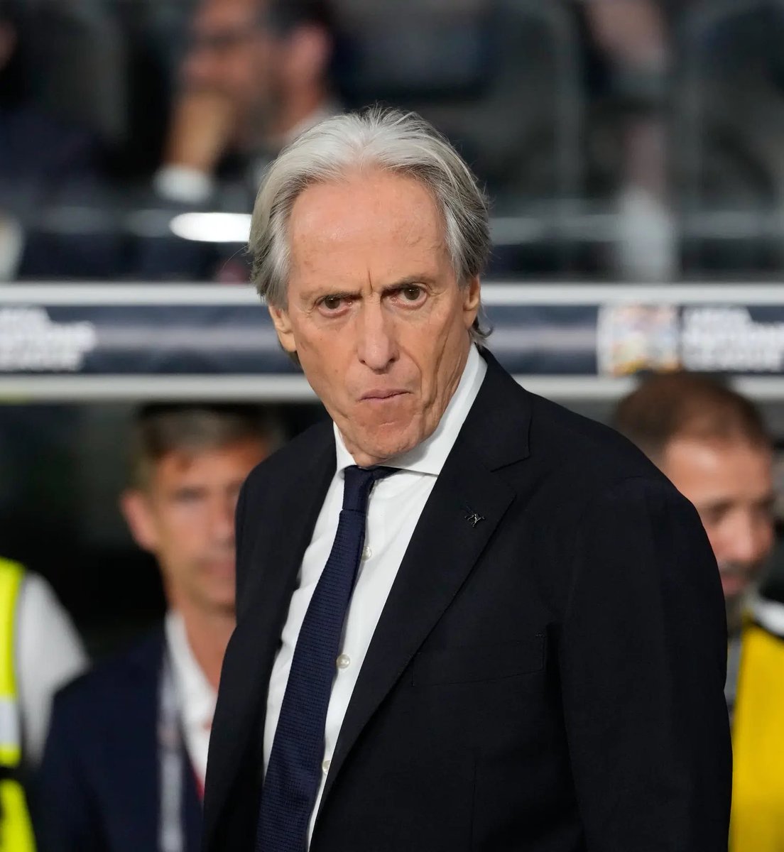 theberneese's tweet photo. SO MUCH RESPECT JORGE JESUS SO MUCH RESPECT https://t.co/EmgNJSUItF
