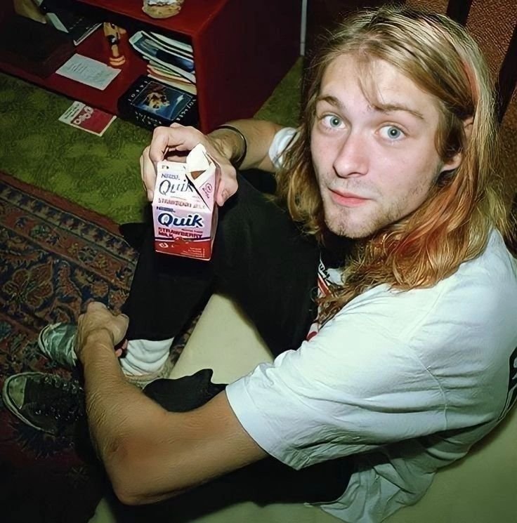 likeyufan's tweet photo. martin and kurt cobain https://t.co/sYutvCdFOi