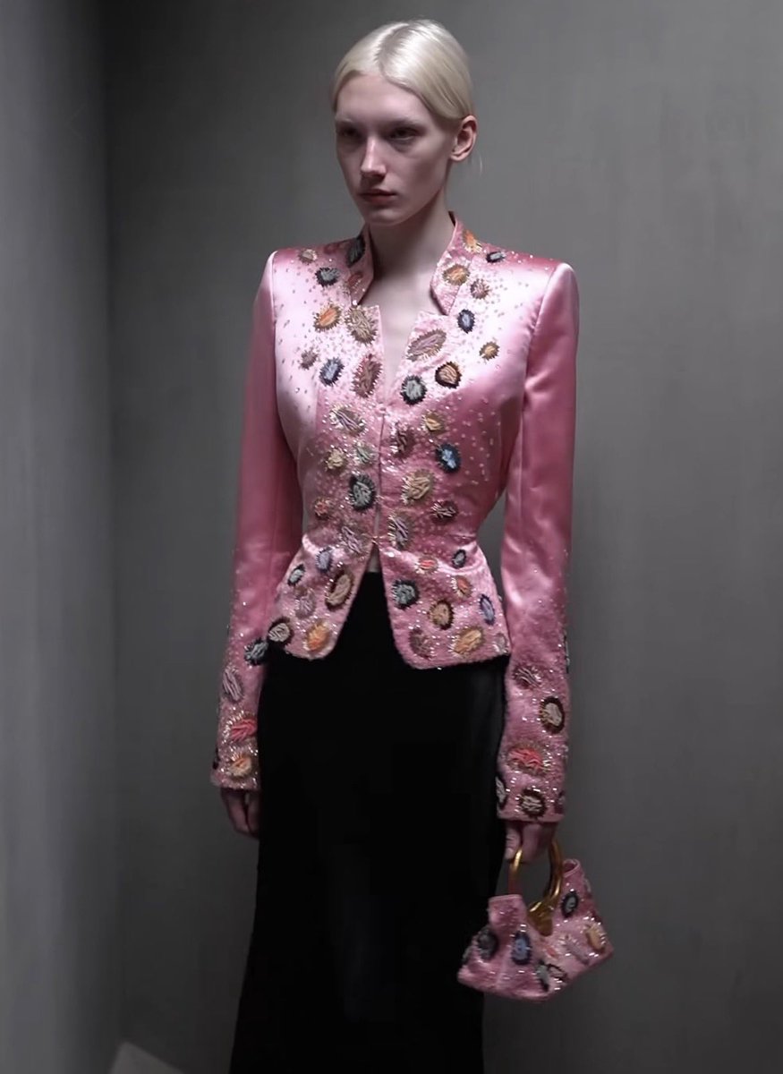 jacquemusx's tweet photo. Loved seeing this 1948 Schiaparelli Couture bolero jacket come to life again this season. A personal favourite from the archive!! https://t.co/29YkG0LbAc