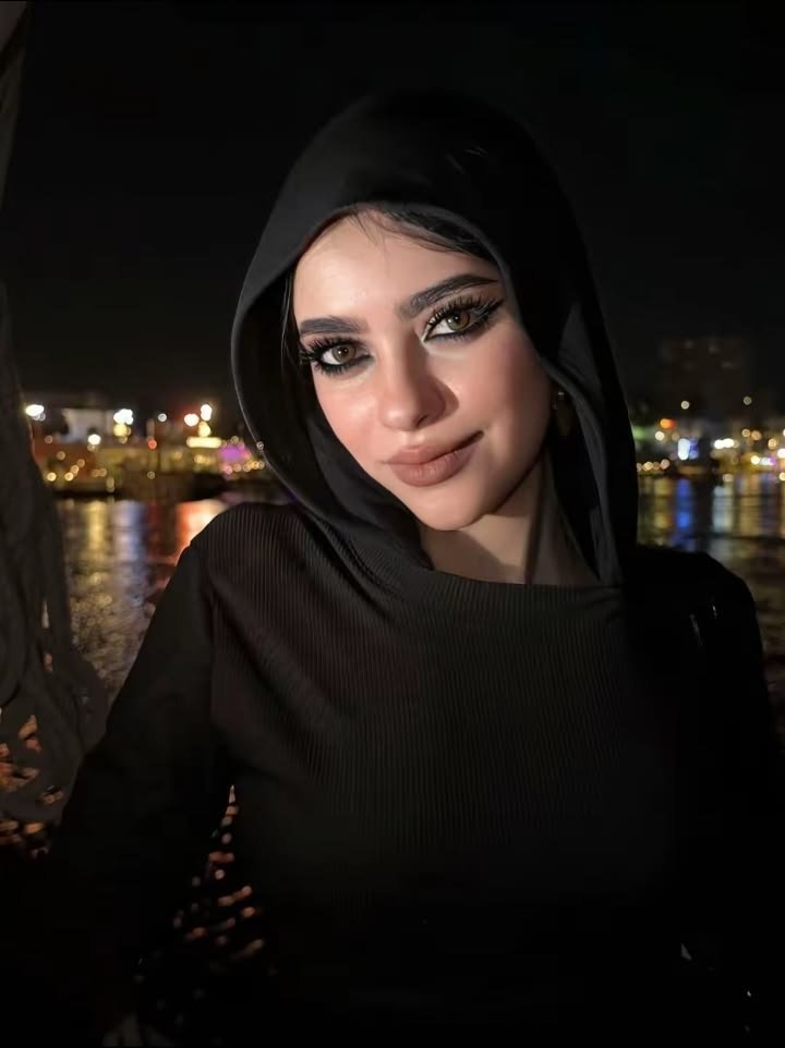 cwuuim's tweet photo. ليله سعيده عليكم 💞 https://t.co/9WIjUlnOMW