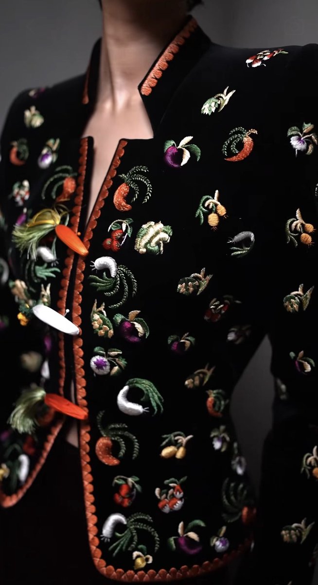 jacquemusx's tweet photo. From SS41 to SS27. Daniel Roseberry reimagines the Schiaparelli Couture Vegetable Jacket. https://t.co/Diw5IJ3N6k