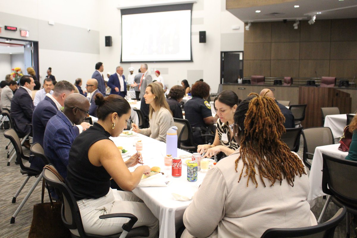 StaffordMSD's tweet photo. A big thank you to everyone who came out to today's Community Business Partners Luncheon! ⭐

We hope you had a chance to learn more about our programs at SMSD and how you can support our students and the SMSD Education Foundation. ❤💛

#staffordmsd #SpartanPride #StrongerTogether