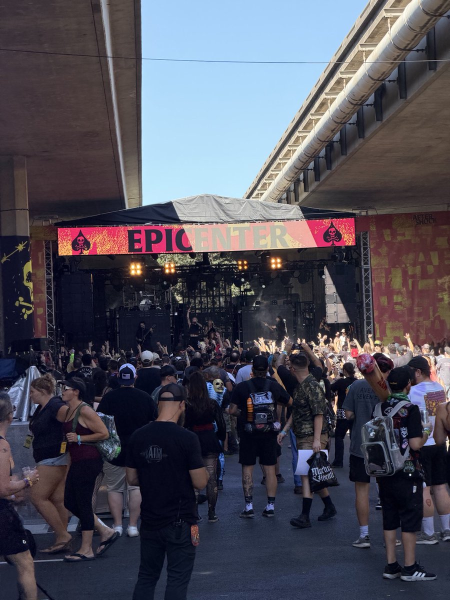 AcerTheWolf's tweet photo. Bruh, they have a stage under the freeway this year?!?!?!?!?!?!? THIS IS WHY AFTERSHOCK IS THE FUCKING GOAT https://t.co/go3R116W96