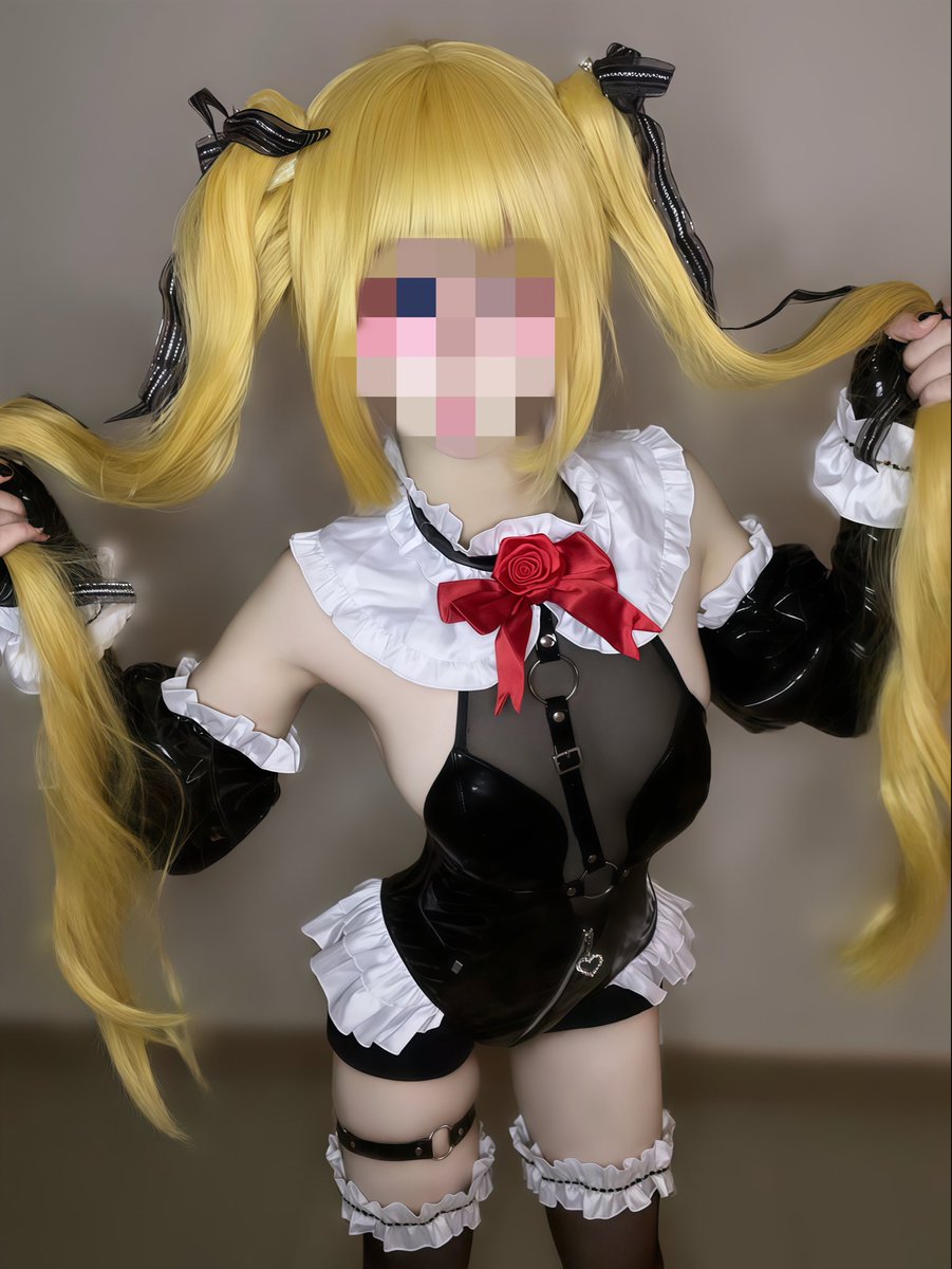 Angelinaduoduo's tweet photo. 我贼喜欢玩生或死🤤玛丽罗斯妈妈3D萝莉这一块 https://t.co/aWBy1JnV5v