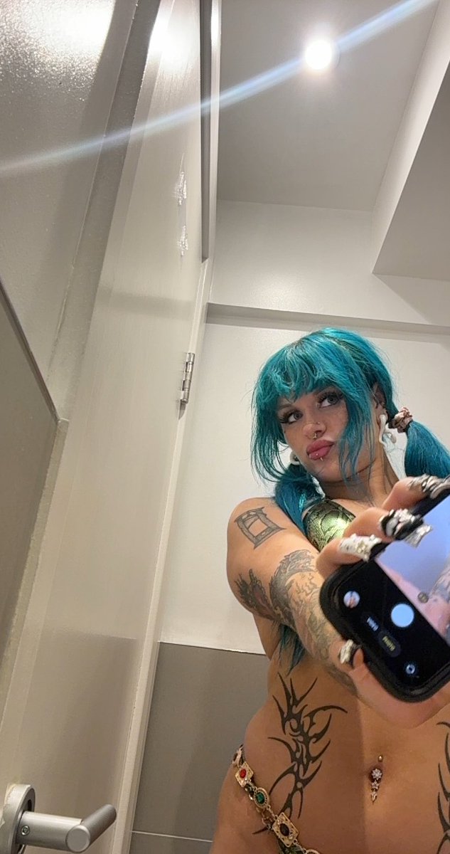 MrAlphaog's tweet photo. Fuck I love just being in ft and watching daddy just do their thing 🤒🫦 https://t.co/gu8Ts4hGYt