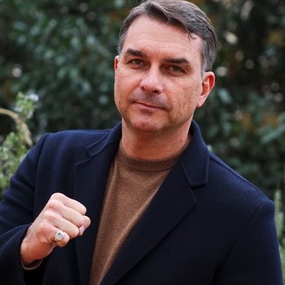 PortalBabados's tweet photo. 🚨Débora Falabella: “O nível mais baixo de uma pessoa é ser conivente e entusiasta do governo Bolsonarista.” https://t.co/rxosdS9ogl