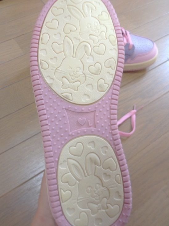 tiarariel's tweet photo. sweetie belle coded shoes 🦄🧁💜🎀 https://t.co/9K1X7DsKie
