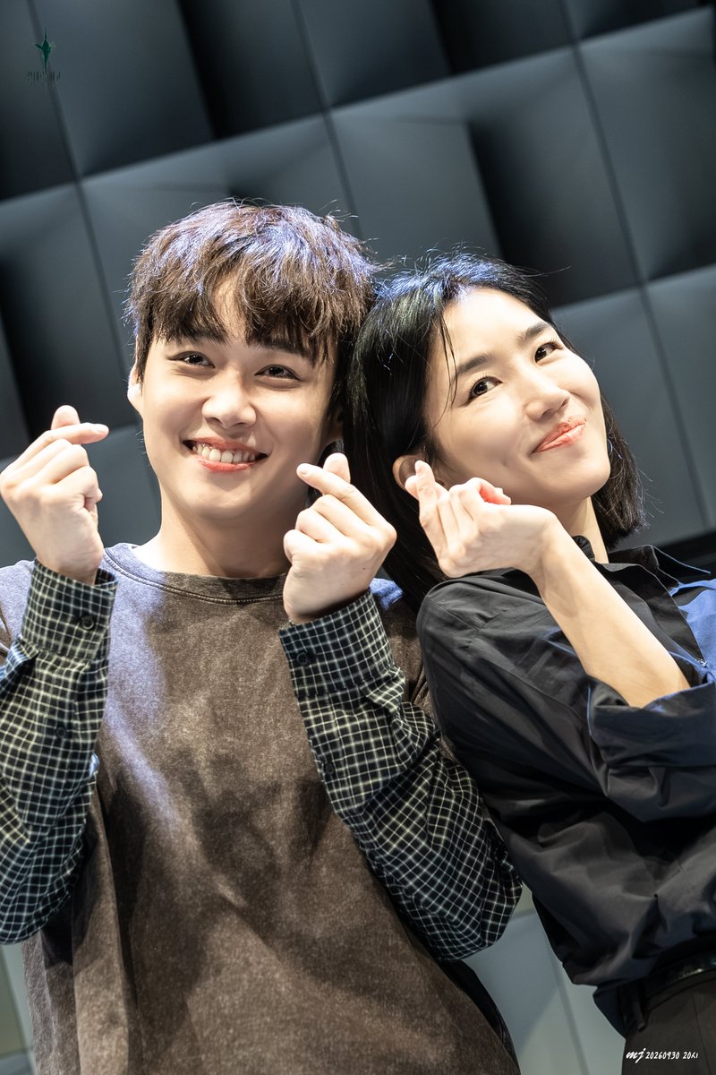 MJ_PlayPic's tweet photo. 알테르 에고 20260930 20시
그래이공 포토타임

스탠리 役 이휘종 배우
윌버 役 김정민 배우 https://t.co/wO4oH8fdnK