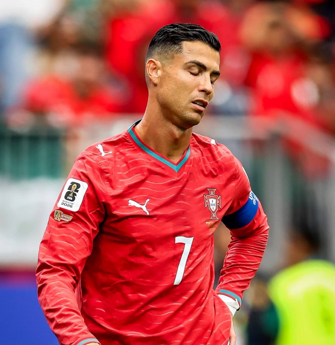 KalshiEPL's tweet photo. 🚨DO YOU KNOW : Bruno Fernandes has registered 2 or more assists in a single game for Portugal 3 times. 

Ronaldo didn’t play any of those games. https://t.co/9afkrU9qzq