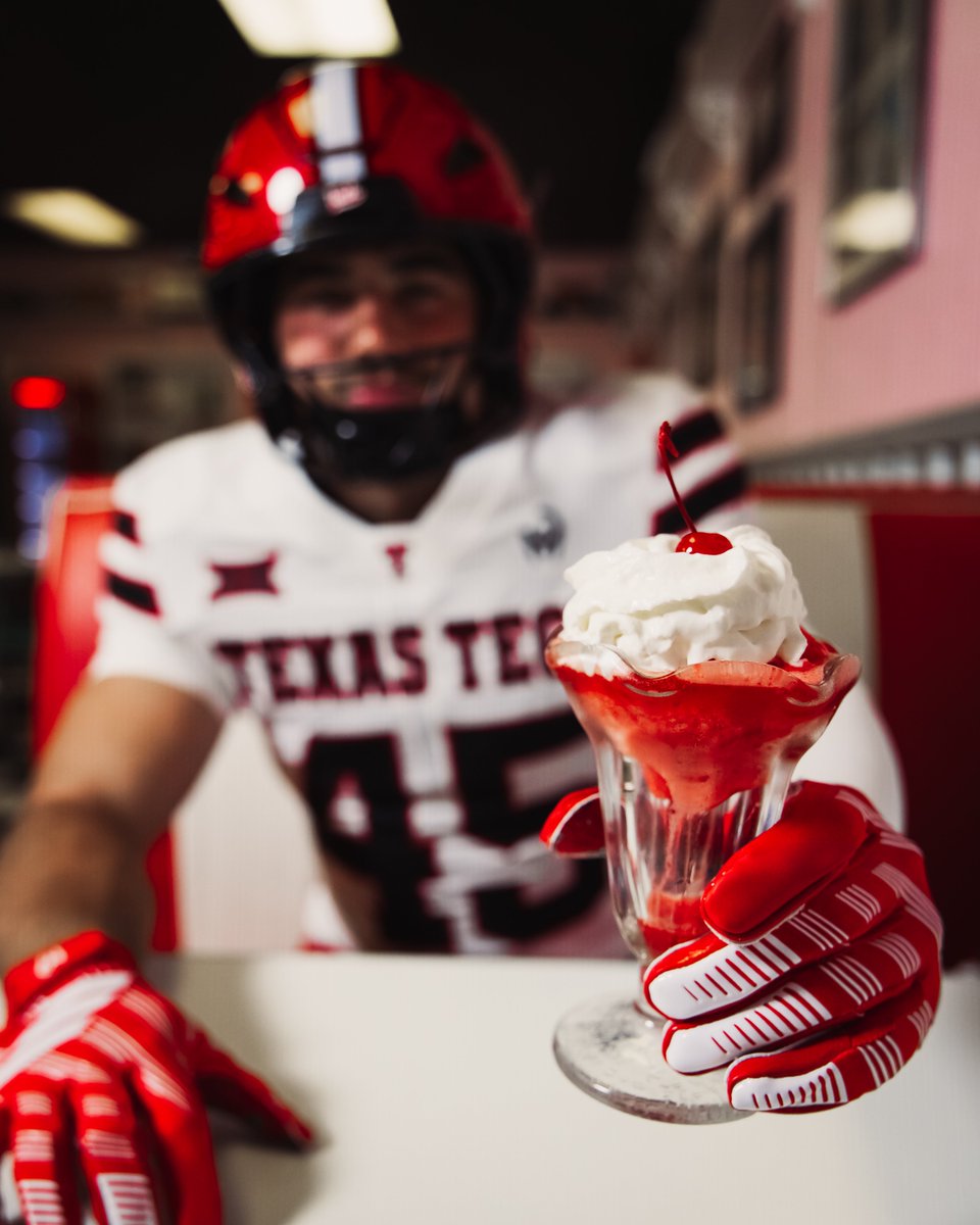 TexasTechFB's tweet photo. Cherry on top 🍒 https://t.co/XfNPSs8owh