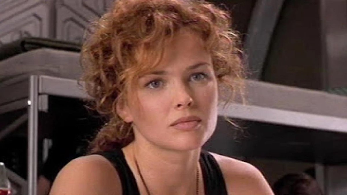 _Cicely_Alaska_'s tweet photo. @RetroMoviesDB @DinaMeyer ❤️ https://t.co/tZTkIw4UQw