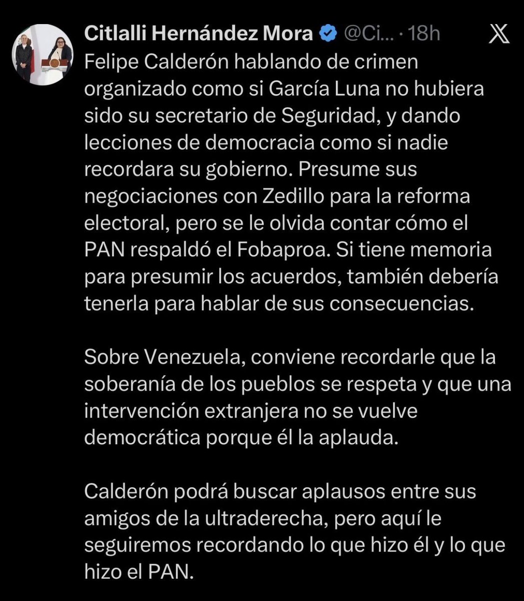 PelonGomis's tweet photo. Citlalli @CitlaHM:
Admiro y respeto tu memoria histórica... ¡El único problema es que caducó el 30 de noviembre del 2018! 

García Luna fue secretario de Seguridad de Calderón y terminó condenado en Estados Unidos por delitos relacionados con el narcotráfico y la delincuencia organizada. ¡Eso es un hecho!

Ahora usemos exactamente tu mismo criterio porque si tienes memoria para señalar los errores y escándalos de gobiernos anteriores, también deberías de tener el mismo criterio para hablar del gobierno de la 4T. 

Cuando Andrés terminó su sexenio, el saldo histórico de la deuda pública era de:
¡17.426 billones de pesos! 
En el 2018, cuando morena empezó a gobernar, la deuda era de:
10.55 billones de pesos. 
¡Andrés casi nos endeuda al doble! 
Afortunadamente entró en vigor la austeridad republicana, si no, me cae que sí nos hubiéramos endeudado en serio.
Parafraseando al gran político Antonio Atollini:
¡Esa deuda no la tiene ni Obama!

¡Y ni qué decir del gran crecimiento económico que tuvimos en el sexenio pasado! 
Estas son cifras del INEGI:
2019... -0.4%
2020... -8.4%
2021...  +6.0%
2022... +3.7%
2023...  +3.4%
2024... +1.4%
Eso nos deja un crecimiento de más o menos un 0.8% anual.
Sí, sí ya sé que hubo pandemia, pero Andrés tuvo 4 años más para demostrarnos que su gran estrategia de la economía moral (vaya término ridículo y populista) funcionaba mejor que la estrategia económica de la etapa neoliberal y ¿qué crees?
No fue mejor, de hecho, fue mucho peor.

¿Qué tal nos fue con López en temas de seguridad nacional? 
Ah porque después de tanto criticar a Calderón, seguro que a Andrés le resultó muy fácil superar las cifras de su némesis. 
A ver:
Entre 2019 y 2024, las cifras del INEGI nos dicen que hubo más de 207 mil homicidios registrados. 
En el de Calderónse registraron 120,463... O sea que en ese renglón, Calderón también supera a Andrés.

Hablemos de corrupción... Sé que como yo, no le creíste a Andrés su teatrito del pañuelo blanco, lo sé, es muy ridículo y tú eres muy inteligente como para dejarte engañar.
¡SEGALMEX! 
Todavía no se aclaran 5,640 millones de pesos.
¿Algo de lo que podamos hacer responsable al mejor presidente de la Historia de México?

¿Cómo le fue en temas de saluT pública al humanista de Andrés? 
No tenemos el mejor sistema de saluT pública del mundo, eso es una realidad, a menos que juguemos a los ciegos y a hacernos pendejos como le hacen en morena para evitar hacerse responsables de algo que no salió como se veía en los sueños húmedos de su mesías.
No han podido acabar ni con el desabasto de medicinas. Pretextos y más pretextos junto con la ocurrencia de la Mega Farmacia que ya no funciona y nos costó miles de millones de pesos.

¿Hablamos de cómo dinamitaron las instituciones durante el sexenio de López? 
Se derogaron las disposiciones constitucionales relativas a siete organismos autónomos, entre ellos INAI, Cofece, IFT, Coneval, Mejoredu, CRE y CNH.

Y de la puntada de votar por jueces y de los acordeones para que sus mascotas votaran como a ustedes les convenía, mejor no decimos nada porque cualquier argumento que utilices para defender lo indefendible, se va a ver cómo un argumento populachero de alguien que no soporta que 130 millones de mexicanos no compartamos la misma ideología política que tú y toda tu pandilla del bienestar.

Entonces sí, Citlalli:
Recordemos a Calderón.
Recordemos a García Luna.
Recordemos el Fobaproa.
Recordemos todo, pero todo significa TO-DO.

La memoria histórica que funciona nada más para recordar los pecados del neoliberalismo, no es memoria histórica... ¡Es propaganda con buena retentiva! 

Ya para terminar, quiero decirte que la superioridad moral tiene un pequeño inconveniente:
Para ejercerla, primero hay que tener superioridad moral y no hacerte la inocente cuando en la Alcaldía Cuauhtémoc pintan las calles y las bardas con tu nombre y logotipo. 

No hay nada más cómodo que la memoria selectiva... ¡Jamás te obliga a pedirle cuentas a los tuyos!