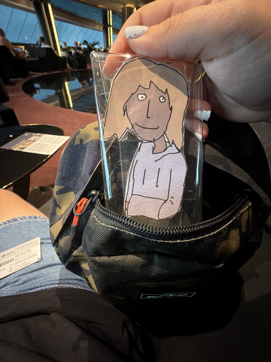 divno_aine's tweet photo. my friend has a small cutout of my oc and it took him to a cruise and now my oc Kurt is in africa how crazy is that https://t.co/NSmhYeiBJn