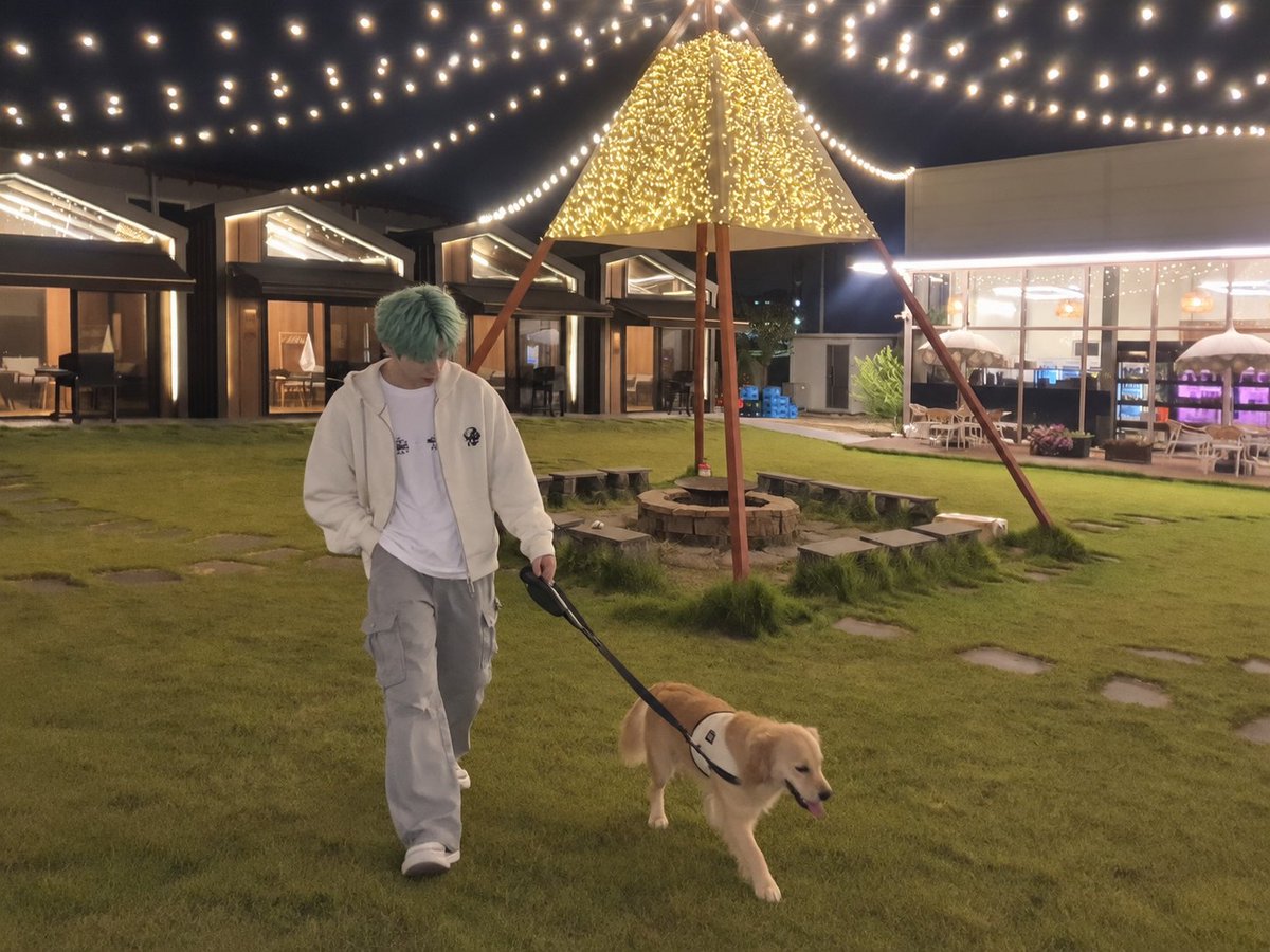 joyoonq93's tweet photo. 이때로 돌아가고 싶다
같이 놀아주실분 손!! #섹트‌‌‌‌ #여성분만 https://t.co/AHYbN1GKVc