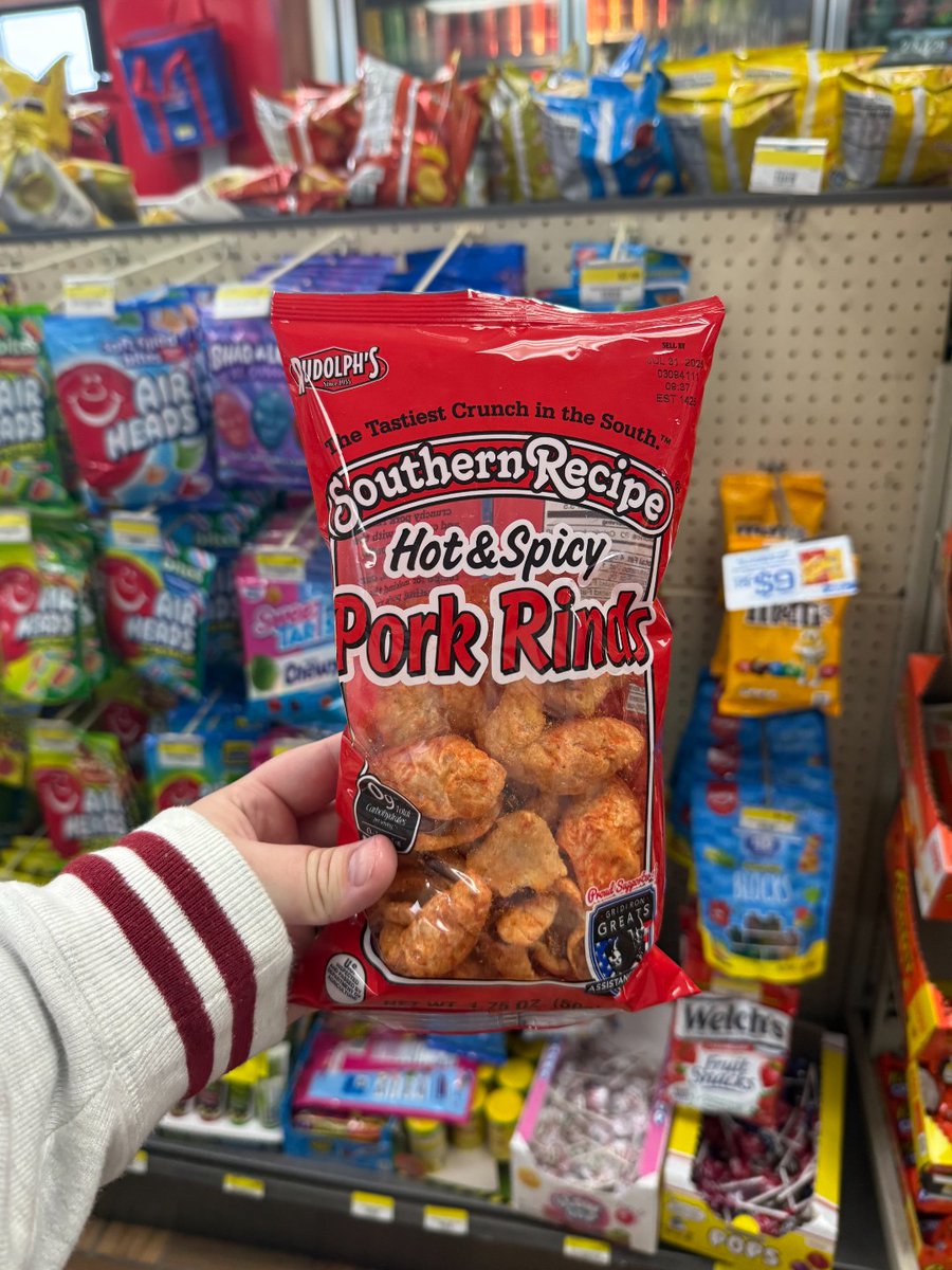 SouthernRecipe's tweet photo. POV: You found the gas station’s hottest secret. 🔥 https://t.co/Byv7zIGOw4