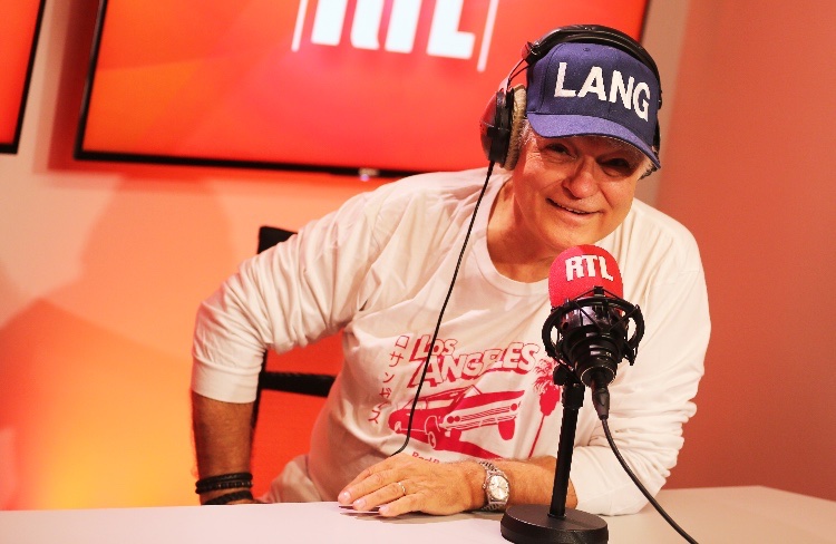 GeorgesLangRTL's tweet photo. Mes RV vendredi 02 octobre 2026 sur RTL :
📌22h #LaCollection "Week Days", de Monday à Sunday avec Mamas, Bangles, Easybeats …
📌23h #LesNocturnes avec Neil Young et le PP "Day after Day"
📌24h WRTLCountry Nashville Sound avec Luke Bryan & Luke Combs et le PP "Finders Keepers" https://t.co/P01xgbHkzB