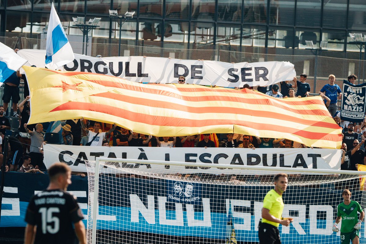 CEEuropa's tweet photo. 9 anys després, amb la mateixa convicció i la memòria intacta.

1 d’octubre de 2017. Ni oblidem, ni perdonem. https://t.co/PWbyX2hg78
