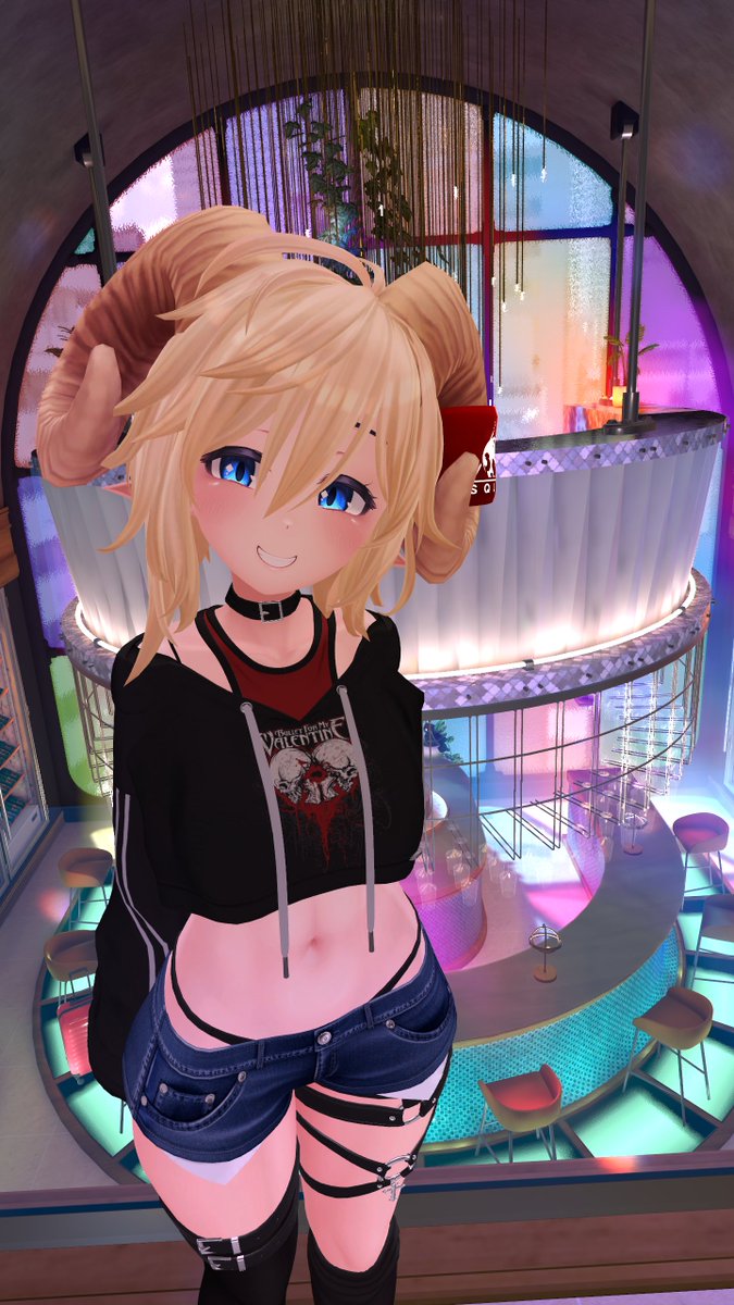 Jakkuba_VR's tweet photo. Lights~ ✨🐑🍃✨ https://t.co/NDMCWqUr0i