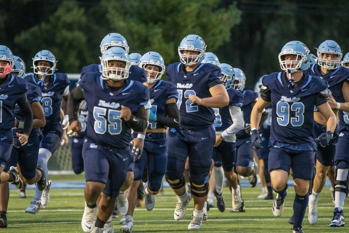 WESTMOFB's tweet photo. Excited to be back out at Blue Jay Field this Saturday for Homecoming!

Great day to be a Blue Jay.

#WORK https://t.co/DB1Ug8mPwL
