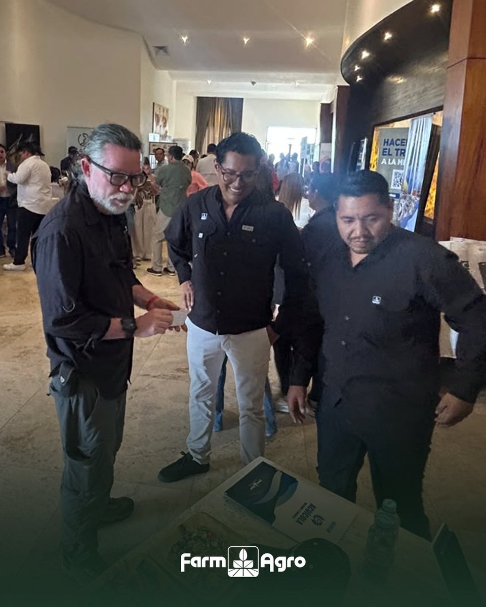 FarmagroEc's tweet photo. 🌱🤝 ¡Seguimos fortaleciendo nuestra presencia en el sector agropecuario y acuícola!

En Farmagro participamos en un importante espacio de encuentro, compartiendo nuestras soluciones, intercambiando conocimientos y conectando con profesionales y aliados estratégicos del sector. 🚀

A través de nuestro equipo, reafirmamos el compromiso de estar cerca de nuestros clientes, brindando asesoría especializada y soluciones innovadoras que contribuyan al desarrollo de sus actividades.

💚 ¡Gracias a todos quienes visitaron nuestro stand y compartieron esta experiencia con nosotros!

Farmagro, el compadre del agro. 🤝