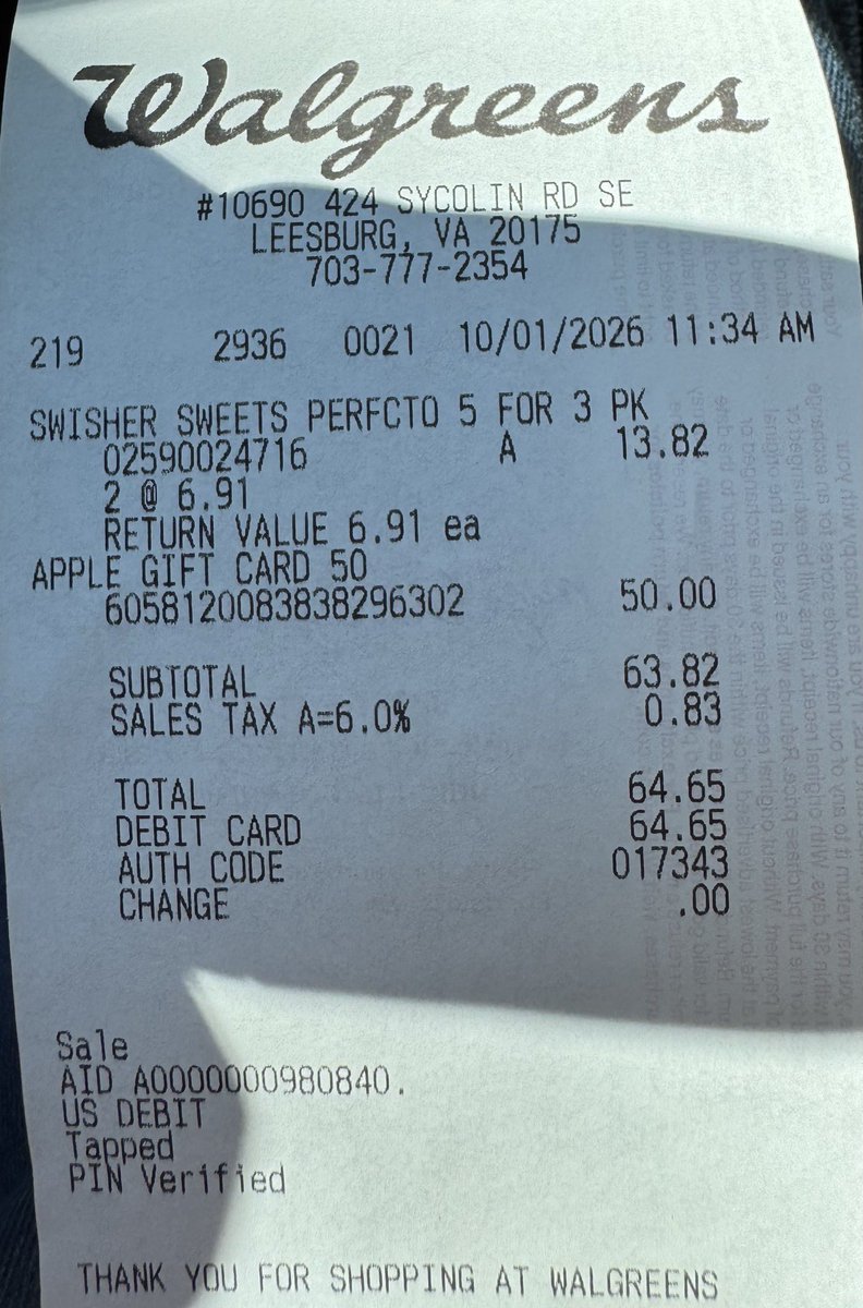 Josephynaa00's tweet photo. Check out the date I just bought the card https://t.co/zMVqQuAELP