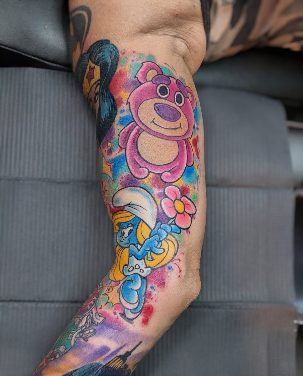 tattoomike454's tweet photo. Cartoon fun in progress.
#smurfs #toystory #bear #watercolor #tattoo #tattoos #tattooartist #hendersonville #asheville #northcarolina https://t.co/WPLvN0xLEN