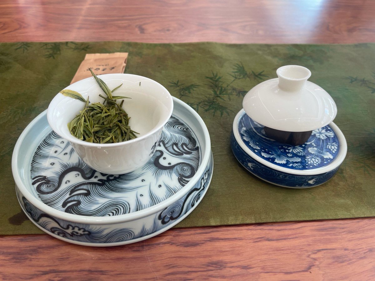 ulfa_army_ot7's tweet photo. This 姑瓮毒腹 tea tastes so fresh! It makes my morning perfect~ ， https://t.co/CfIQKJZhyM
