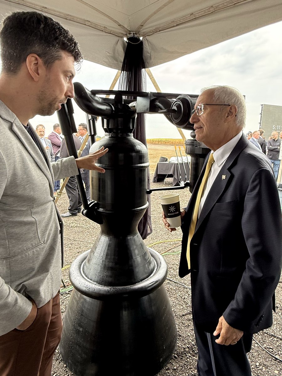 VictorFedeli's tweet photo. Today, our government joined Canada Rocket Company to celebrate the official groundbreaking of their large-rocket engine testing facility in London, Ontario. 🚀

The first of its kind for Canada, this $30 million investment will create 40 new jobs, anchoring Ontario workers at the heart of Canada’s sovereign launch capabilities while ensuring that critical aerospace technologies designed and developed in Canada can be tested on our soil.

🇨🇦: https://t.co/nYH6NzGENV

@investontario 
@RobFlackEML