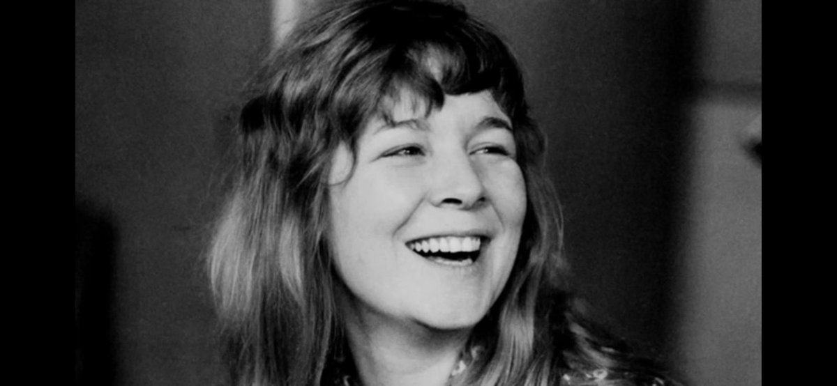Jonatha10574808's tweet photo. #ClocktoberMusic

🕰️ We’ve just got back from a 12+ hour marathon at the hospital for my lovely wife’s biopsy🤞(NHS, arigatou)

Sandy Denny wrote this at 19yo. Timeless.

🎼 Who knows how my love grows?
And Who Knows Where The Time Goes?

1973 solo version
https://t.co/FFtZei2zSt https://t.co/ONfi01Wr2R