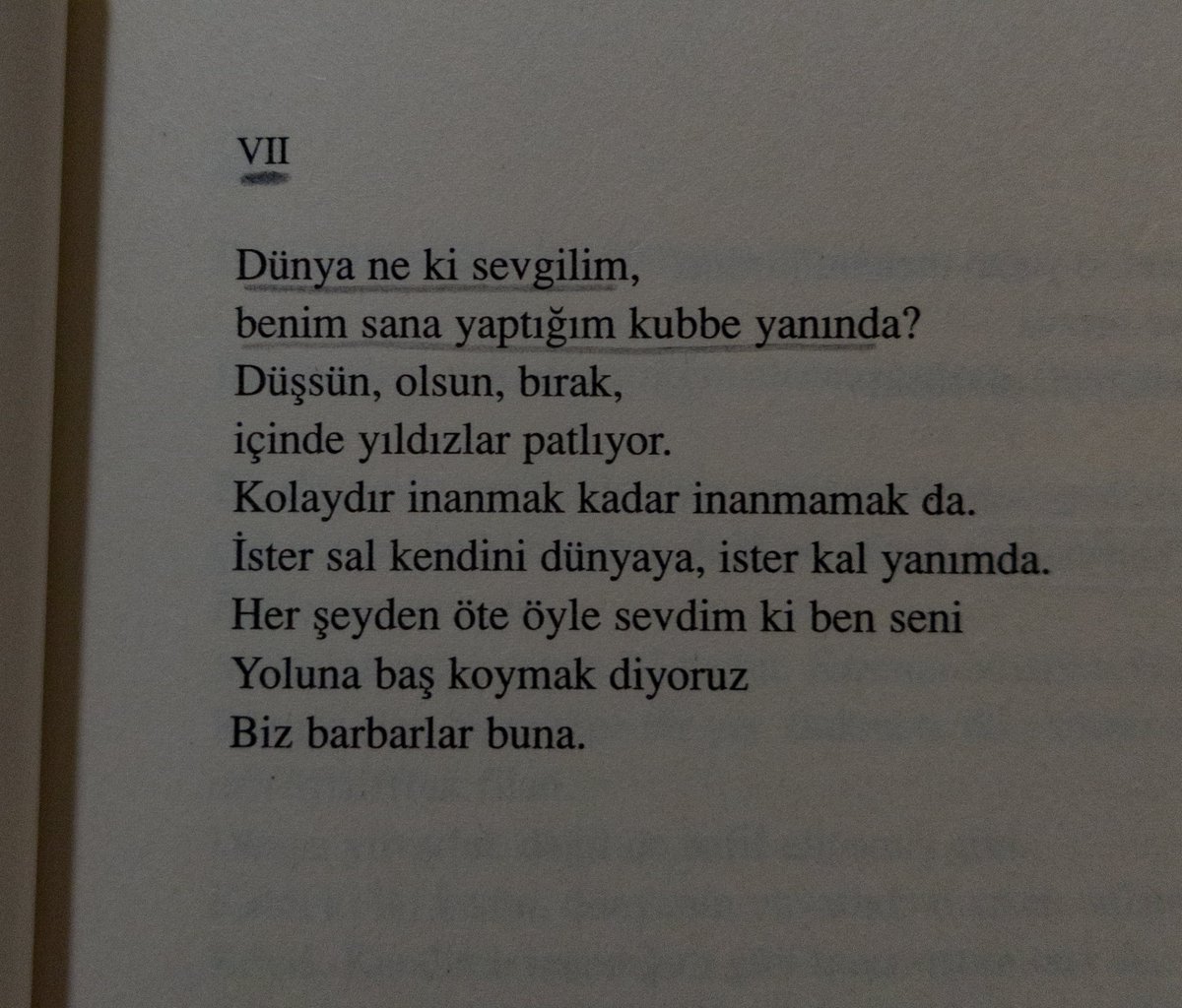 ahfelice's tweet photo. gecenin şiirini okumadan uyumayın,, https://t.co/G0jyoJSy2A