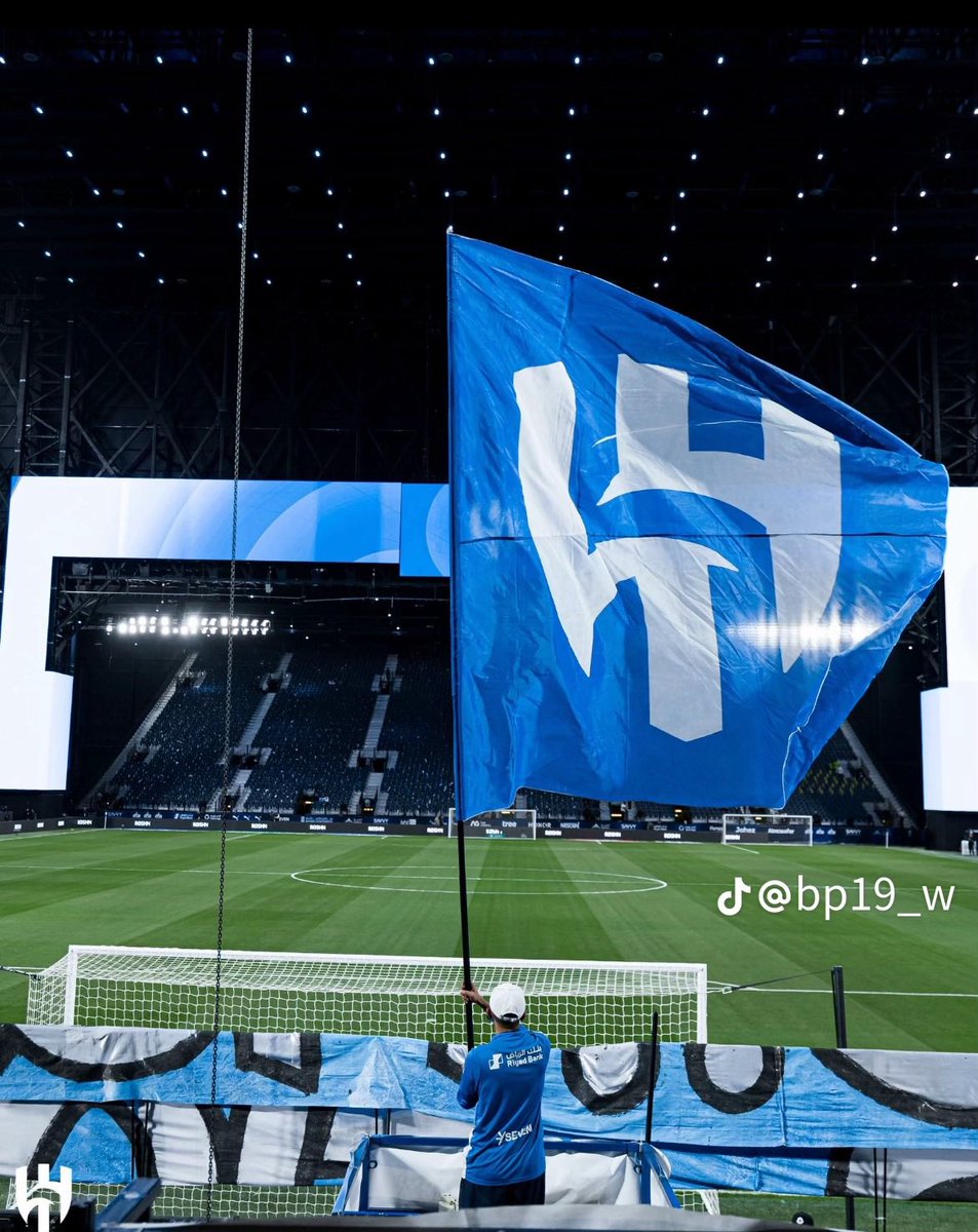 KsaVip906's tweet photo. إخواني وزملائي في القوة الزرقاء ومجلس جمهور الهلال، وجمهور الهلال العظيم 💙

بعد ٩ سنوات تشرفت فيها بخدمة مدرج الهلال، أتوقف في الوقت الحالي عن إكمال المشوار في مجلس الجمهور، لظروف خاصة تفرض عليّ ذلك.

وأعتذر من الجميع عن أي تقصير بدر مني خلال هذه السنوات، والعذر والسموحة من الجميع.

وكل الشكر والتقدير لأخي ياسر الطلاسي، رئيس مجلس الجمهور الهلالي @yasseraltalsi، وأخي الكابو إبراهيم الزريق، قائد القوة الزرقاء @ib_zq8، على كل ما تعلمته واكتسبته منهما طوال هذه السنوات، ولهما بعد الله فضل كبير فيما وصلت إليه من خبرة.

وشكرًا من القلب لكل زملائي الذين عملت معهم طوال هذه الرحلة، ولكل من شاركني التعب والسهر وساعات العمل الطويلة خلف الكواليس، من أجل هدف واحد جمعنا دائمًا؛ أن يظهر مدرج الهلال بأفضل وأجمل صورة تليق بهذا الكيان وجماهيره. ستبقى تلك الأيام والمواقف والذكريات محل فخر واعتزاز بالنسبة لي.

كل التوفيق لإخواني وزملائي في مواصلة المسيرة، وسيبقى مدرج الهلال دائمًا برجاله وشغف جماهيره. 💙

إلى لقاءٍ تكتبه الأيام.. بإذن الله. 💙

#يحيا_الهلال