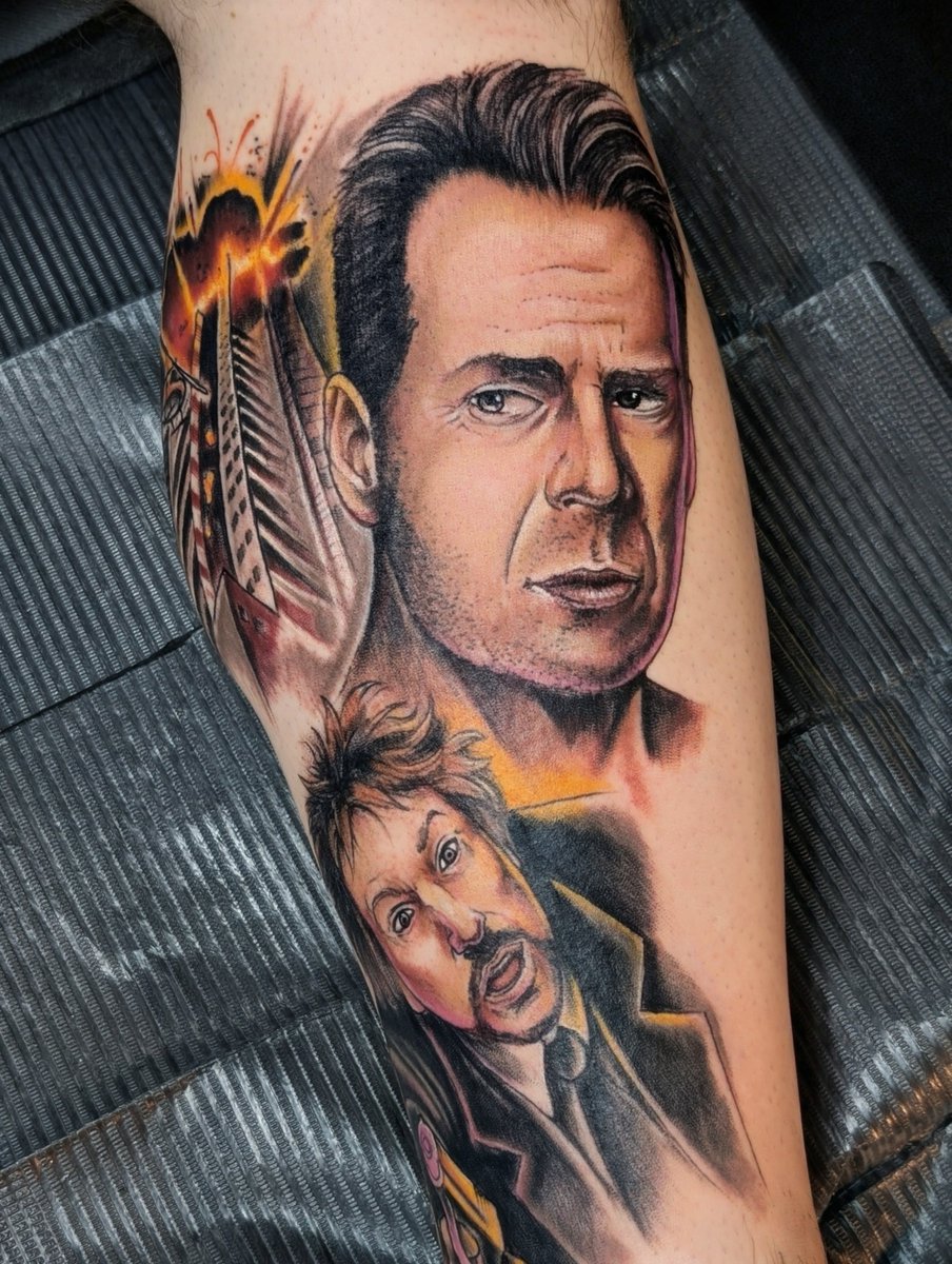 tattoomike454's tweet photo. Die Hard leg in progress.
#diehard #brucewillis #80s #action #movie #classic #tattoo #tattoos #tattooartist #northcarolina https://t.co/oJC3OzkN1T