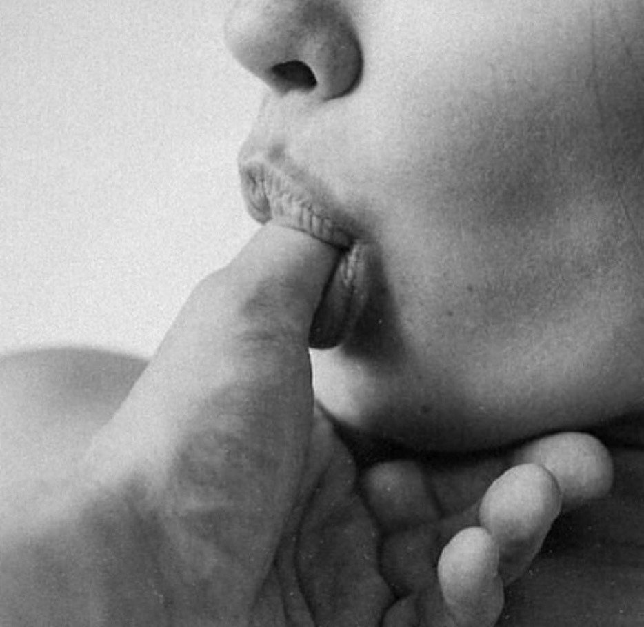 _Barbara_04's tweet photo. #Desire
#FotoDalWeb
#Buonanotte 
Fonte: ourheatisgospel (Tumblr) https://t.co/yW5kE56oC2