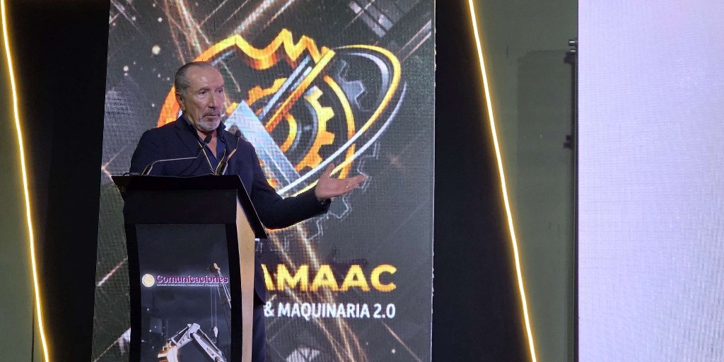 asefma_es's tweet photo. 🇲🇽 ¡#YoungPavingTalent llega a México!
Nuestro presidente @jjpotti presenta en #EXPOAMAAC @yptalent, el proyecto que nació en España para atraer, conectar y dar visibilidad al talento joven en el sector de la pavimentación.
🚀 Comienza #YPTMéxico: https://t.co/31bZ1y5l9H https://t.co/cNewB3sHJm