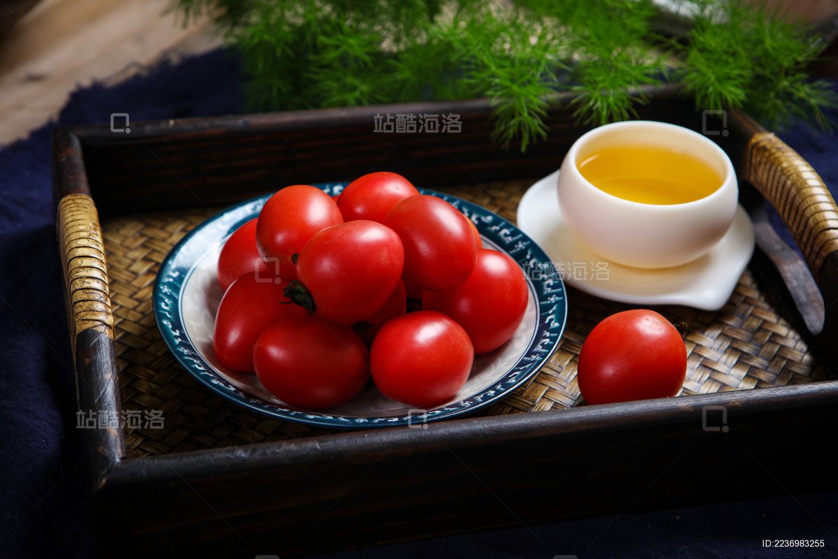 LilianaBraykq's tweet photo. Tomates cherry frescos, dulces y sin semillas, perfectos para ensaladas o meriendas. Calidad increíble a precio accesible!， https://t.co/uSQR4msGDC