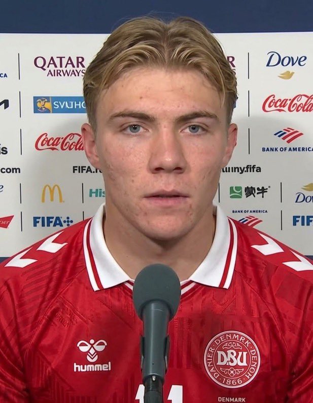 centreGoalHQ's tweet photo. 🚨🎙️Reporter: Rasmus, everyone is talking about the moment you pushed Jorge Jesus after the final whistle. What actually happened?

🗣️Højlund: I was going to shake his hand. Then I remembered what he did to Cristiano.

🎙️Reporter: You mean Ronaldo?

🗣️Højlund: Of course I mean Ronaldo. That man is my idol. I grew up watching him, learning from him, celebrating like him. And you expect me to smile and shake hands with someone who disrespected him?

🎙️Reporter: But he is the Portugal coach. Isn’t that just football?

🗣️Højlund: No. Football is competition. What happened with Cristiano was disrespect. You don’t treat a player like him that way and then expect everyone to pretend nothing happened.

🎙️Reporter: So you don’t regret pushing him?

🗣️Højlund: Regret? I regret that I even tried to greet him in the first place. I should have just walked past him.

🎙️Reporter: Are you saying you did it because of Cristiano?

🗣️Højlund: 100 percent. I don’t care what people say tomorrow. Cristiano Ronaldo gave inspiration to an entire generation. If someone disrespects my idol, I’m not going to stand there smiling for a handshake just because cameras are watching.

🎙️Reporter: Would you do it again?

🗣️Højlund: I’d show respect to anyone who deserves it. But respect has to go both ways.

🎙️Reporter: One final message for Jorge Jesus?

🗣️Højlund: You can coach Portugal. You can make your decisions. But don’t expect everyone to forget how you treated Cristiano Ronaldo.