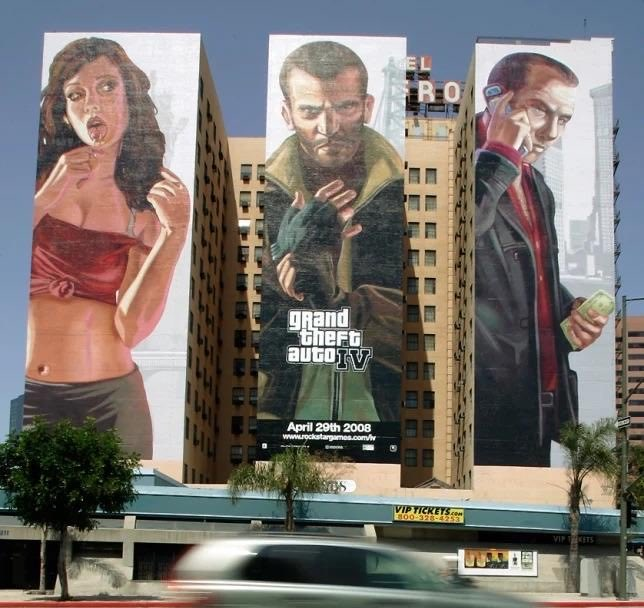 ComplexPop's tweet photo. Rockstar's marketing on the same building for 'GRAND THEFT AUTO' 📸 https://t.co/r8ZRRpb9fj