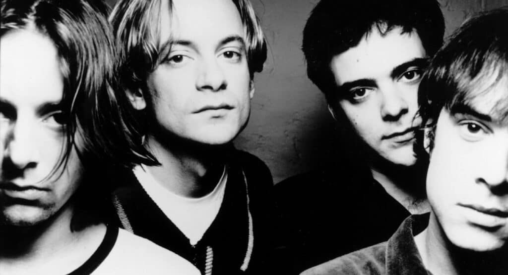YNotRadio's tweet photo. To celebrate the 30th anniversary of @fountainsofwayn's debut album, we're playing back their 1996 WDRE Sonic Session this morning starting at 11am ET! https://t.co/h326vK8tNF