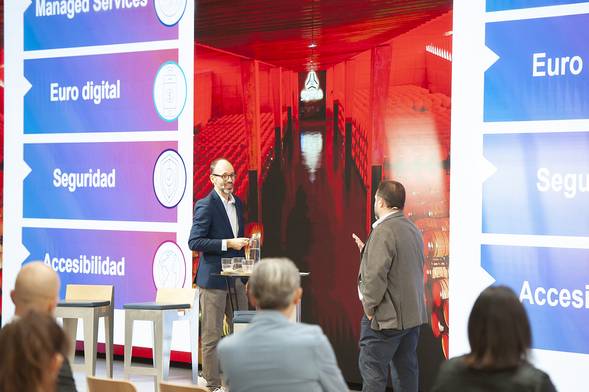 DieboldNixdorf's tweet photo. The future of #Banking and #Retail was on full display at DN Experience Day 2026 in Madrid, where customers, partners and colleagues came together to share ideas, explore emerging trends and discuss the innovations shaping our industries. Thank you to everyone who joined us! https://t.co/RjvoQ76v4w