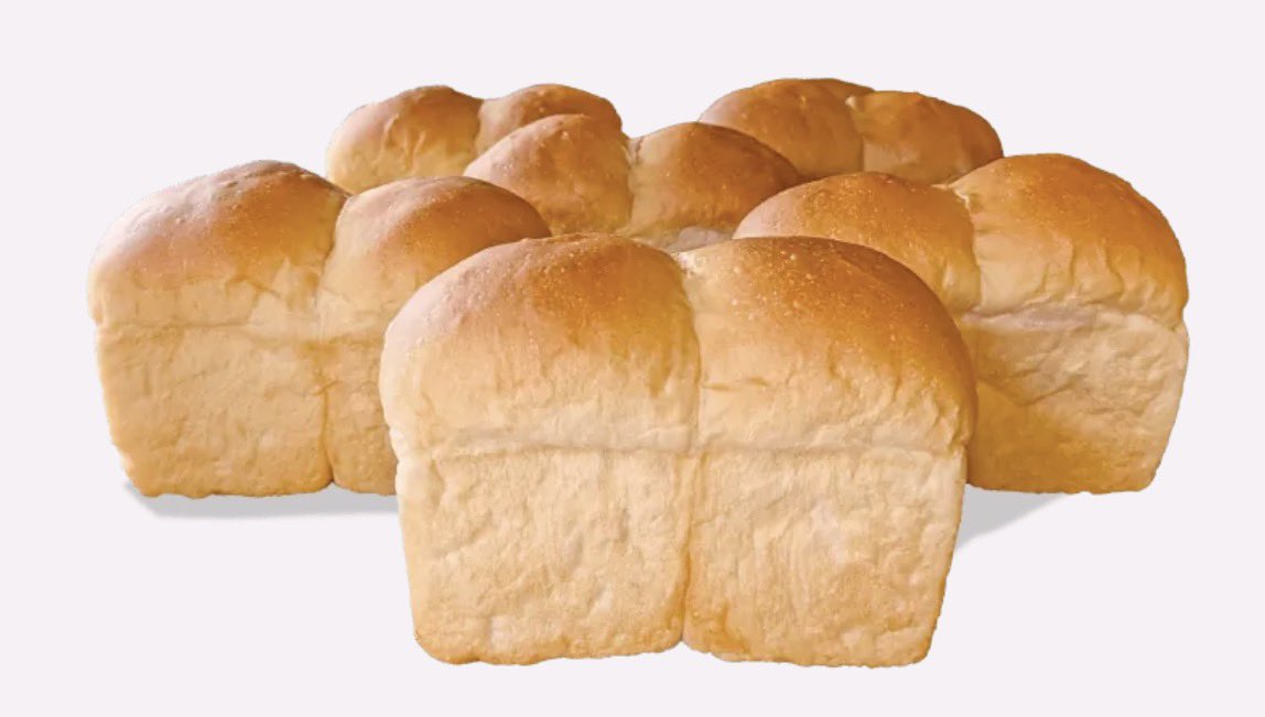 ZENCLUB_'s tweet photo. 【ZENCLUB8月号】推し食べ②

オアフクラブカンパニー社員の
おすすめ『ミニ食パン』🍞
食べ歩きがしやすい手のひらサイズ☺️✨
週末限定商品だそうです👀

https://t.co/k6Ze0IwGoe https://t.co/bQNzdrfxK0