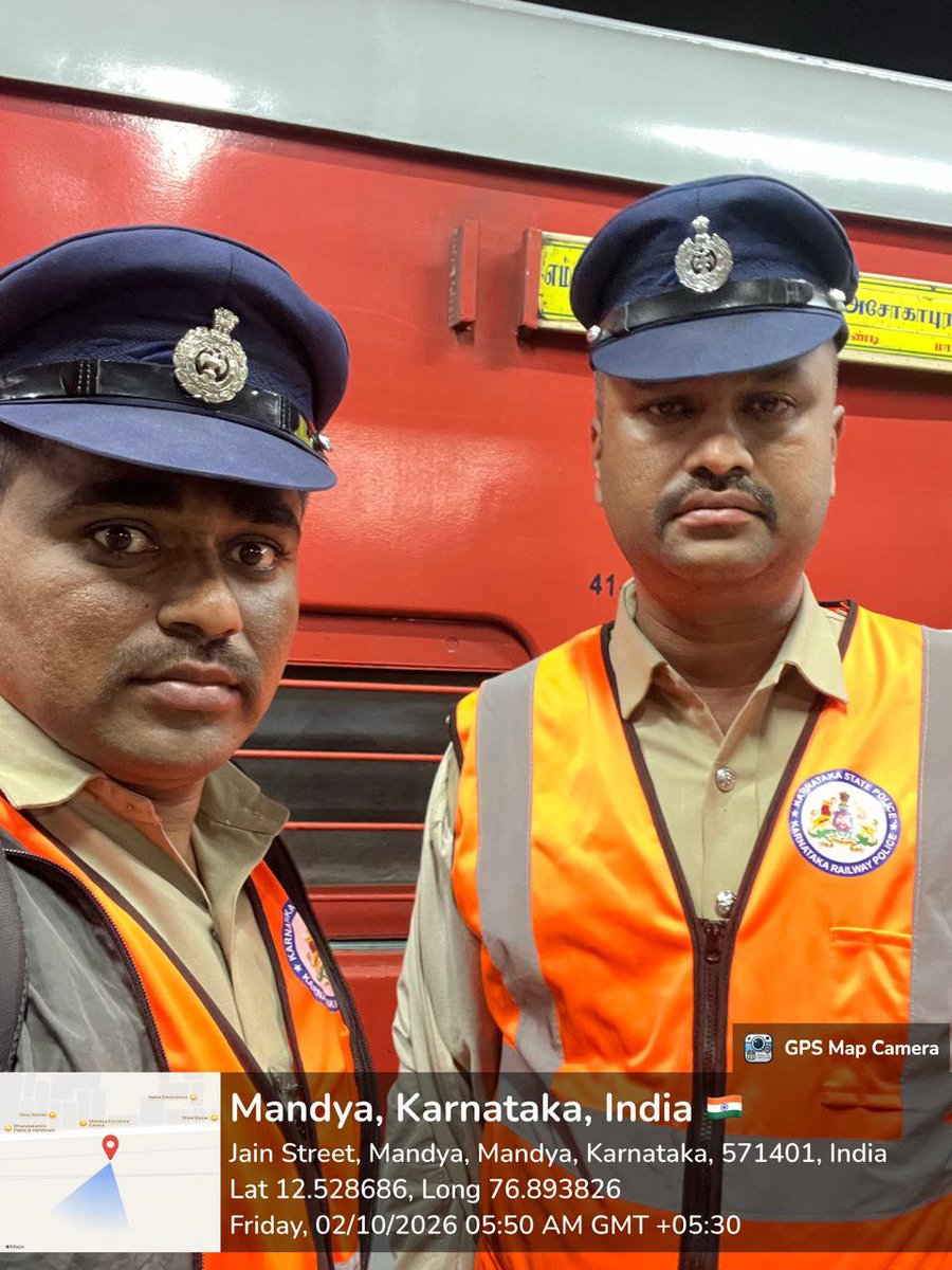 MysorePs's tweet photo. ಮೈಸೂರು ರೈಲ್ವೆ ಪೊಲೀಸ್ ಠಾಣಾ ಸರಹದ್ದಿನಲ್ಲಿ ವೇದಿಕೆ ಮತ್ತು ರೈಲುಗಾಡಿಗಳಲ್ಲಿ ಗಸ್ತು ಕರ್ತವ್ಯಕ್ಕೆ ನಿಯೋಜಿಸುತ್ತದೆ
@KarnatakaCops 
@SWRRLY 
@CPMysuru 
@KARailwayPolice
@cpimysorerly
@DspRly https://t.co/JWkjulr3M3