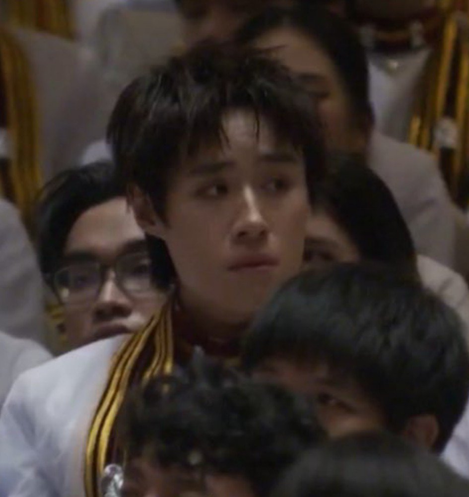 tongtongshi03's tweet photo. 🥹🤲🏻🎓💘! https://t.co/p9BrKUeNpJ
