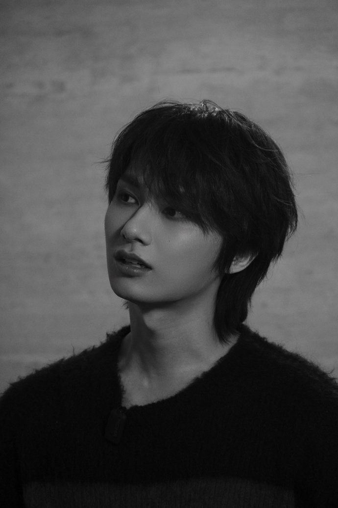 JunPOPbase's tweet photo. Junhui weibo update 

"Get to meet ahead of time 😗✊🤔"
 (1/2) https://t.co/f3XdhYSOGu
