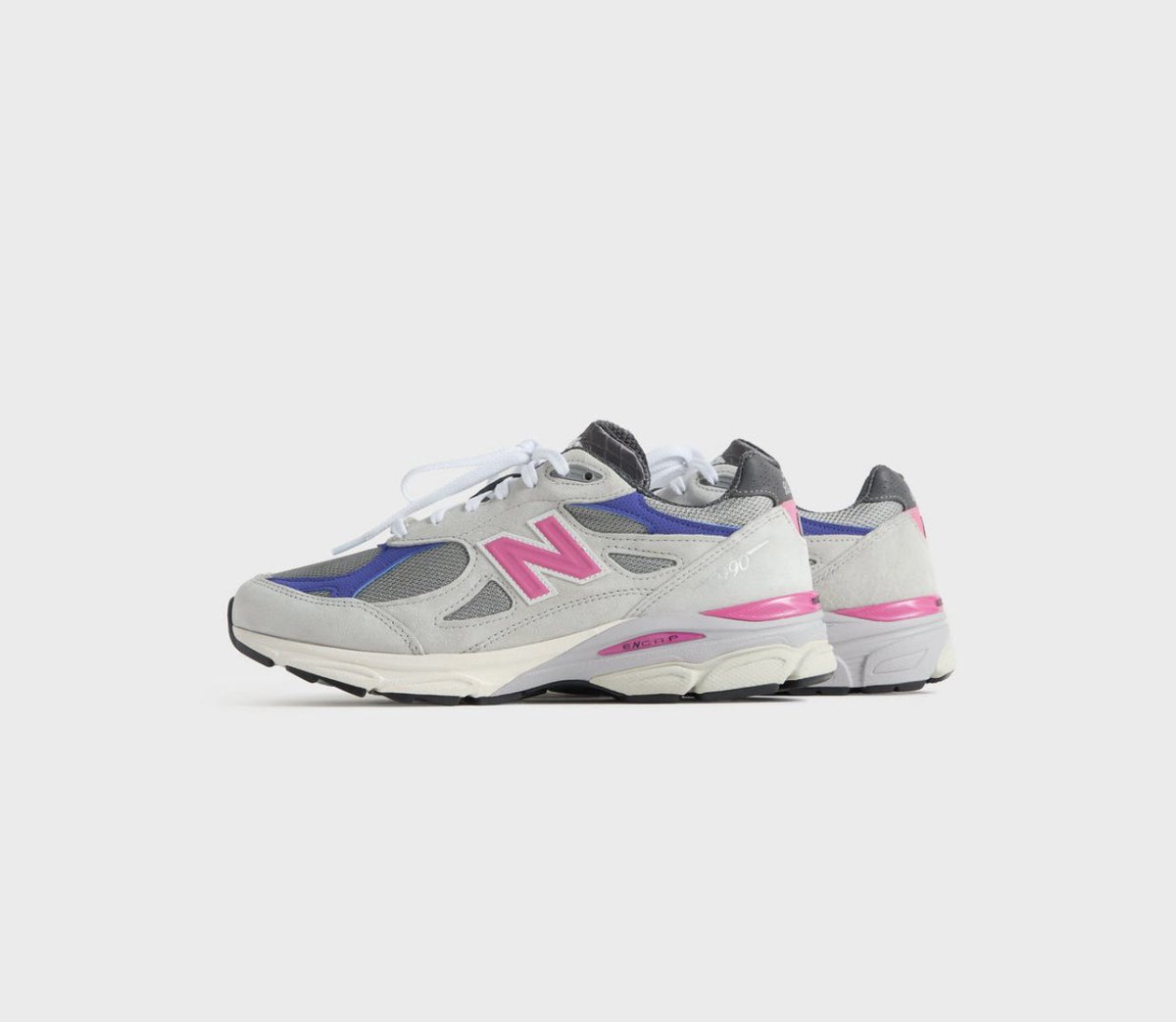 uptod4te's tweet photo. Kith x United Arrows &amp; Sons x New Balance 990v3 の国内オンライン予約が受付開始 ［U990TI3 / U990TA3］【 キス ユナイテッドアローズ＆サンズ ニューバランス 新作 】
https://t.co/870vwrSqr6 https://t.co/r11wFOB06l