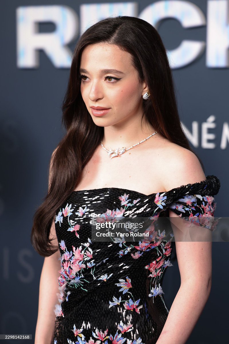 mikeymadisons8's tweet photo. Mikey Madison at The Social Reckoning" premiere at Pathé Palace on October 01, 2026 in Paris, France. 📸: (Photo by Yaro Roland/Getty Images) https://t.co/L9pVizszrw
