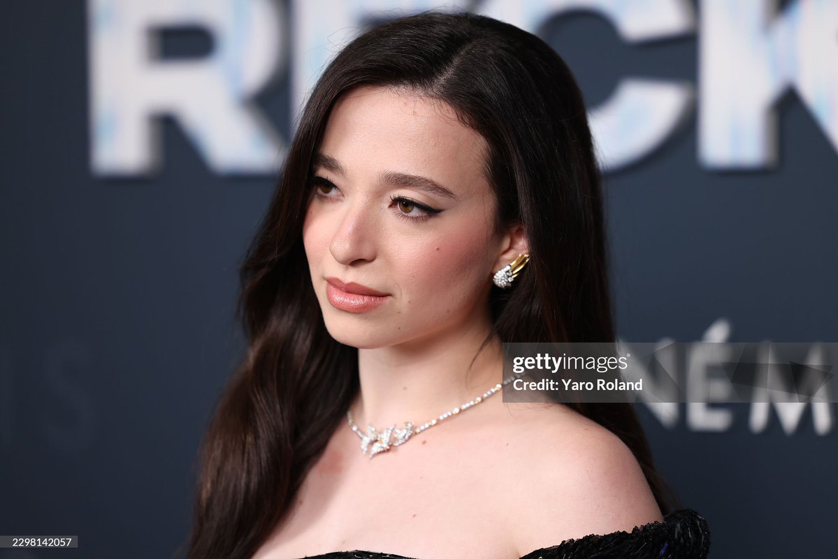 mikeymadisons8's tweet photo. Mikey Madison at The Social Reckoning" premiere at Pathé Palace on October 01, 2026 in Paris, France. ����: (Photo by Yaro Roland/Getty Images) https://t.co/ZErAkPecXZ