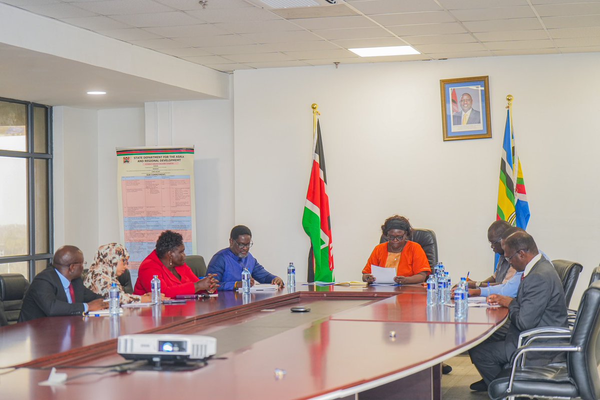 CSBeatriceMoe's tweet photo. I held a consultative meeting with Members of the East African Legislative Assembly (EALA) - Kenya Chapter who play a critical role of safeguarding Kenya's national interests, legislation, and providing oversight on matters relating to the East African Community (EAC) integration process.

As an ex-officio EALA member, we agreed to meet regularly to share issues requiring the attention of EAC Council of Ministers.