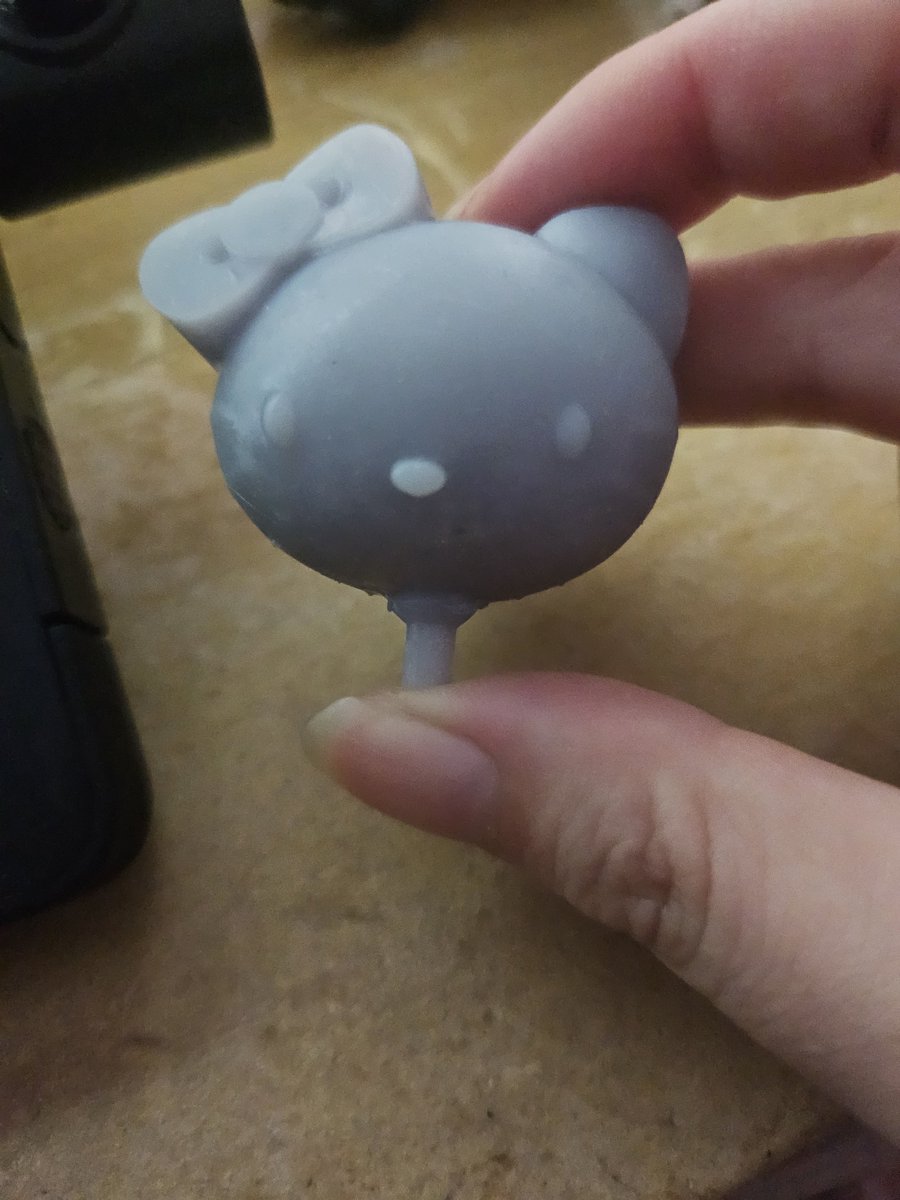 lvl1teleport's tweet photo. After learning how to use the measurement/ruler tool in nomadsculpt, I was able to make the #mimmy head for my #nendoroid figures! 

I found out the measurements in nomadaculpt are in millimeters! https://t.co/x1WV3jceH4