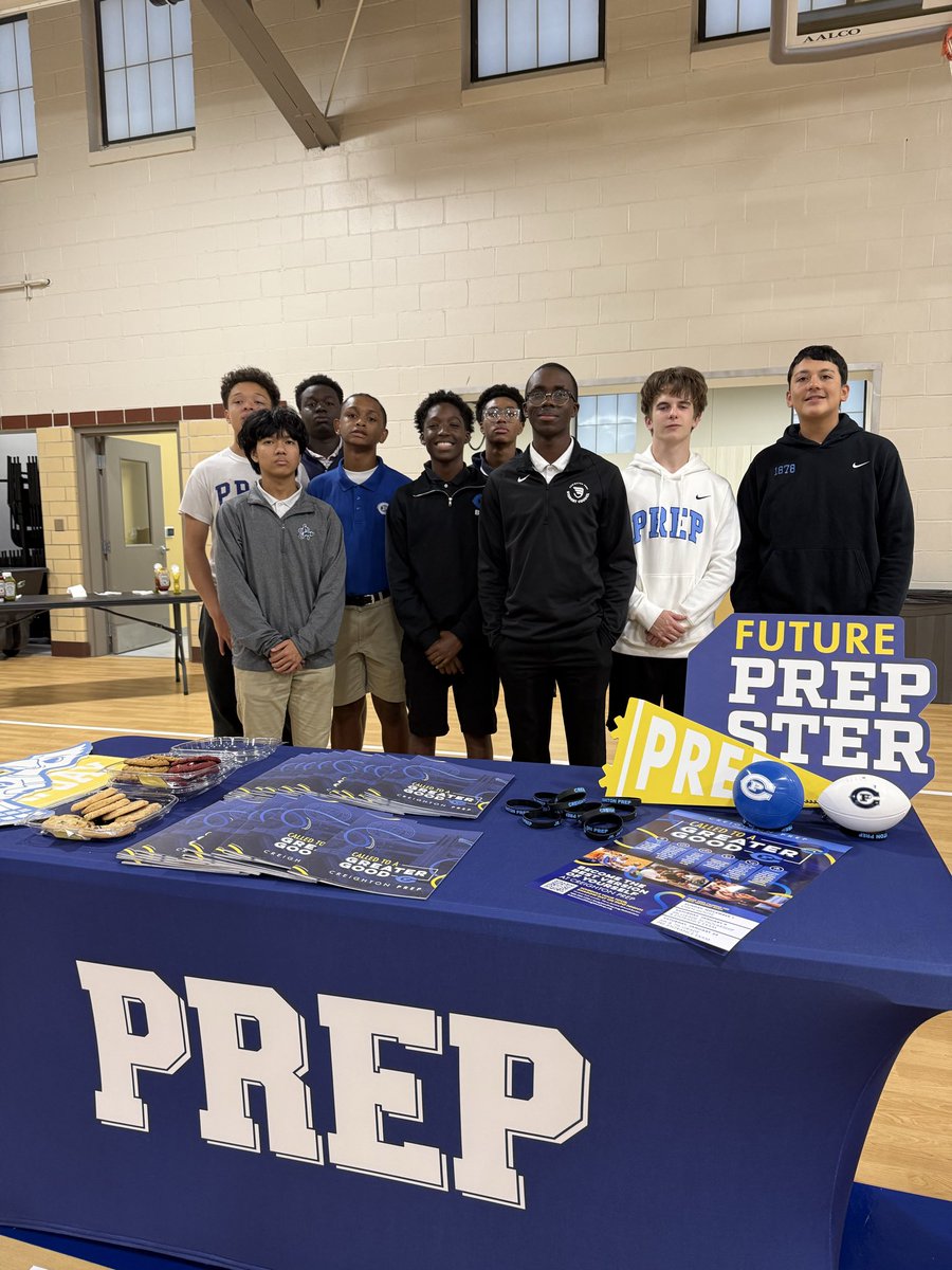 gocreightonprep's tweet photo. Our Prep student ambassadors and @CuesOmaha alumni always show up for their alma maters! We had great conversations at the CUES fair tonight and look forward to seeing many of you on campus soon! https://t.co/ggrkzZljY3