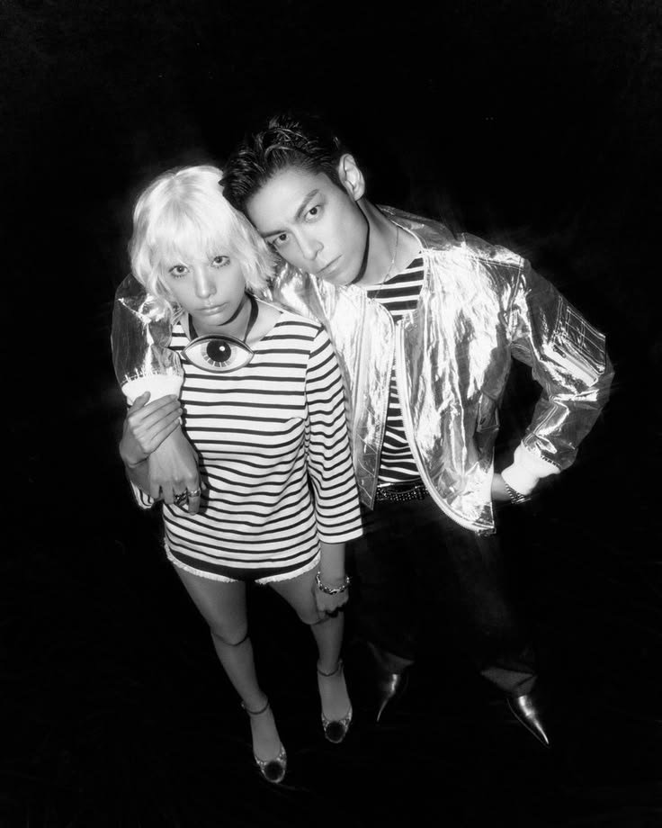 bomrinmuse's tweet photo. the cuntiest and coolest couple kpop has ever seen https://t.co/0Sg9fdS6AY